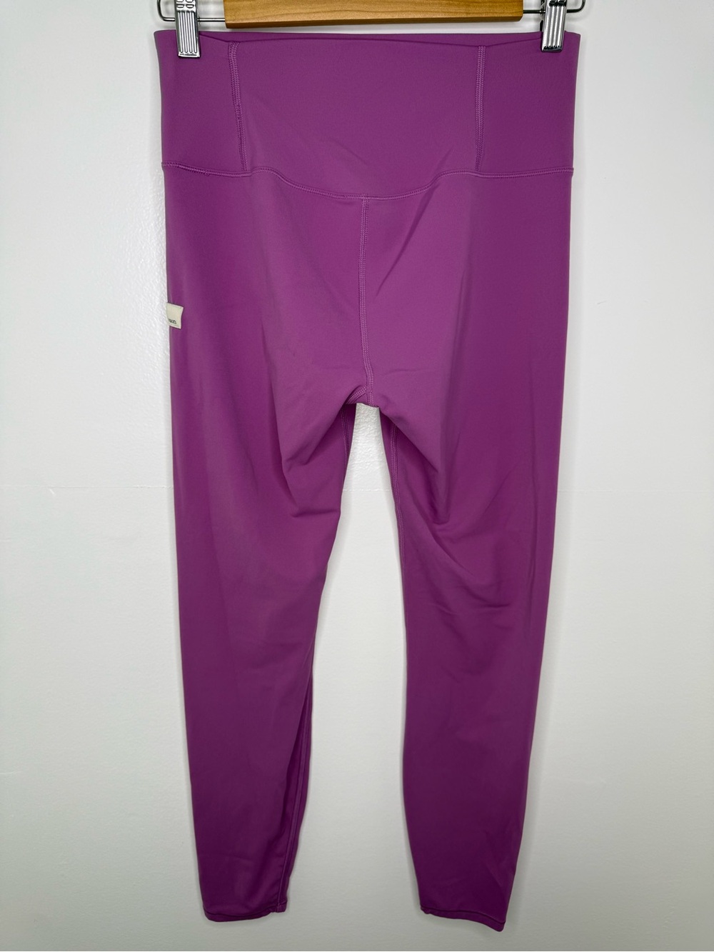 VUORI All The Feels Bright Violet Leggings - Picture 5 of 6